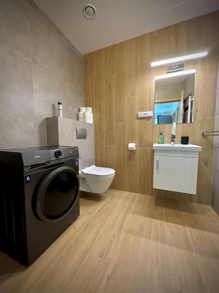 Apartman V Tichu Teplice nad Metují Buitenkant foto