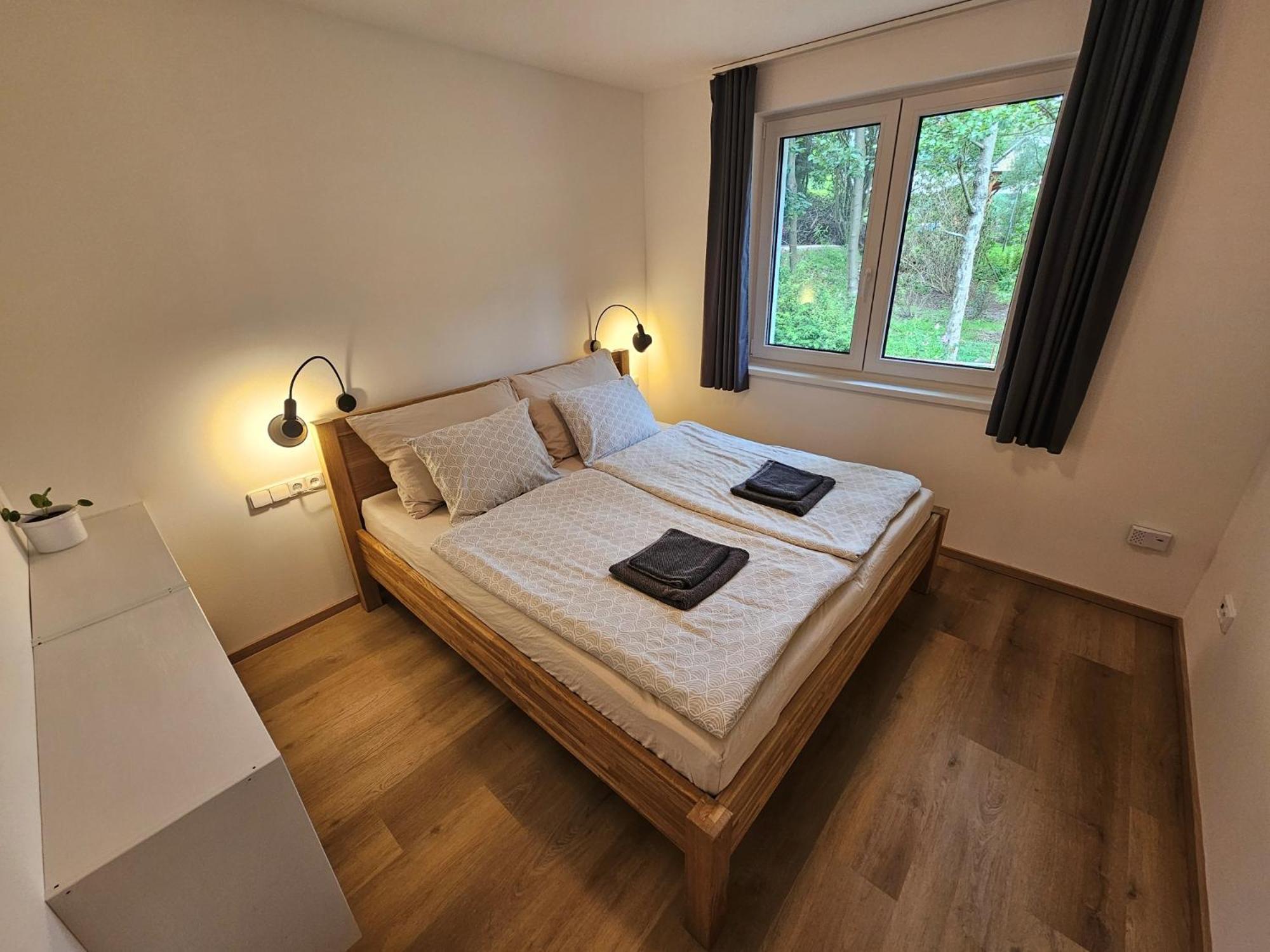 Apartman V Tichu Teplice nad Metují Buitenkant foto