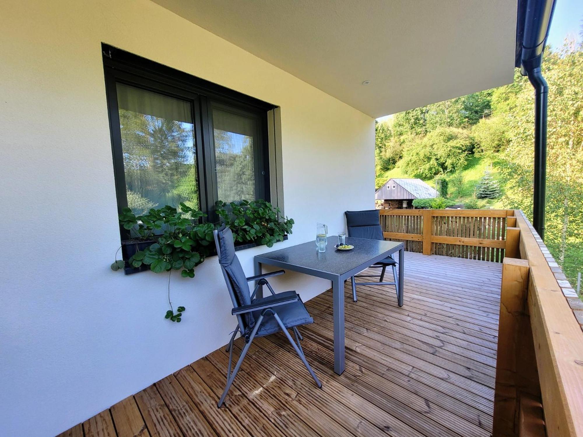 Apartman V Tichu Teplice nad Metují Buitenkant foto