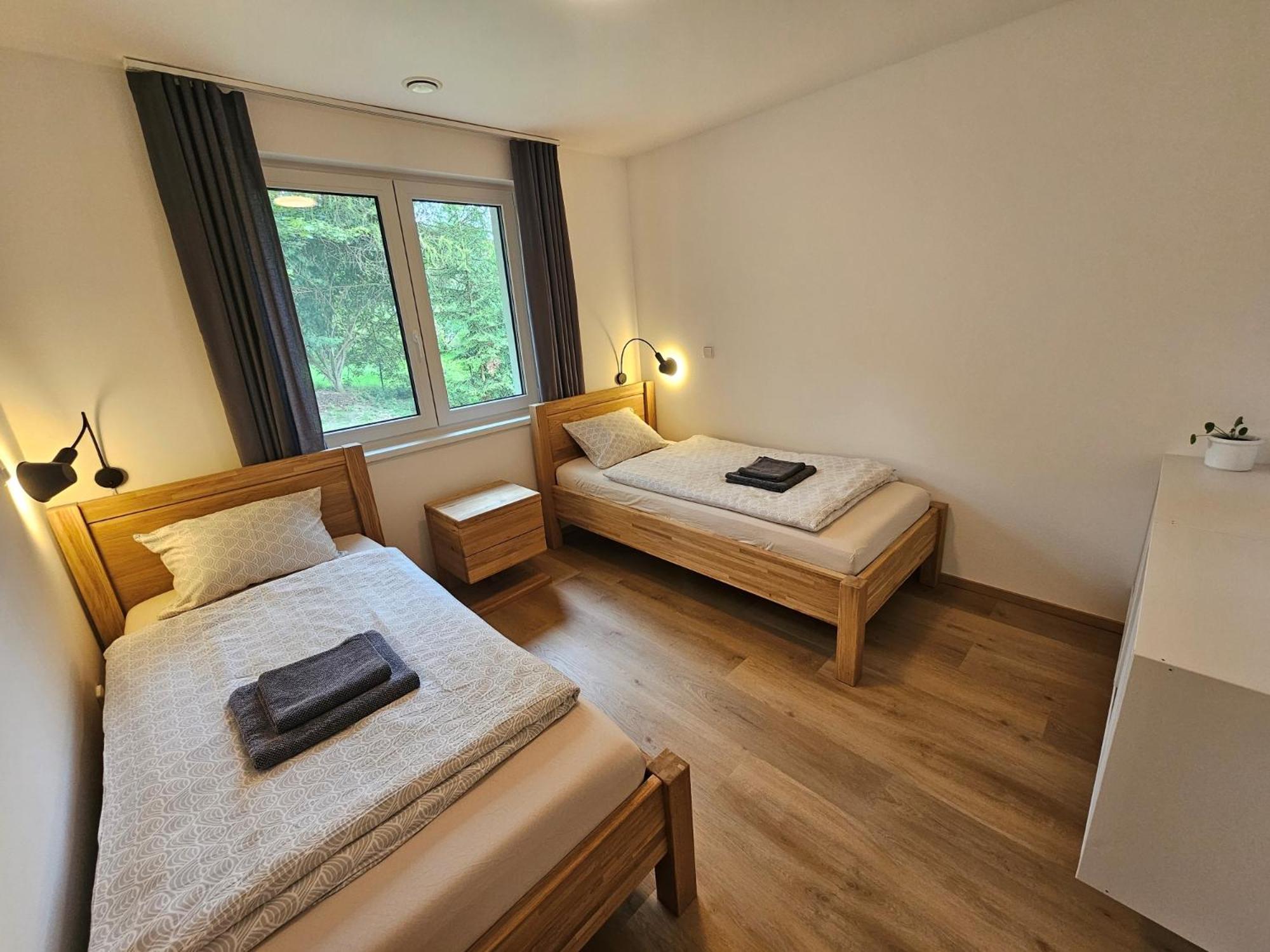 Apartman V Tichu Teplice nad Metují Buitenkant foto